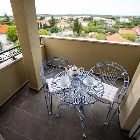Kontrada Vila *